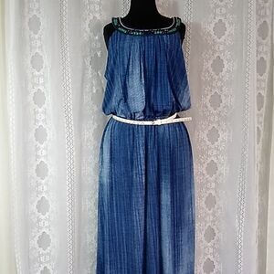 signature by robbie bee blue dress | Dresses | New Signature By Robbie Bee With White Stripes Black Quiz Sequin Bardot Color:Red Gingham velvet shoes Maxi dress 100% Nylon Machine wash